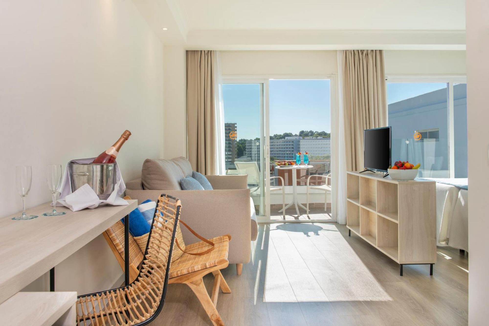 Hsm Atlantic Park Hotel Magaluf  Bagian luar foto
